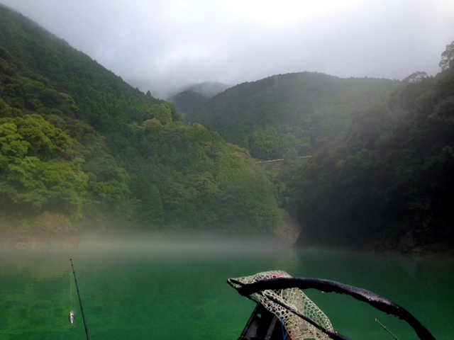 合川ダムバス釣り遠征 真夏のリザーバーをボートで挑戦 Bassers High
