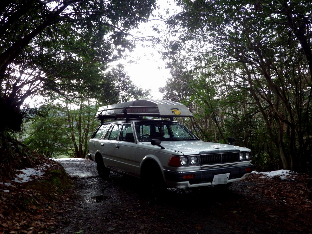 釣り専用車としての『グロリア バン（VNY-30）』 - 居酒屋村上