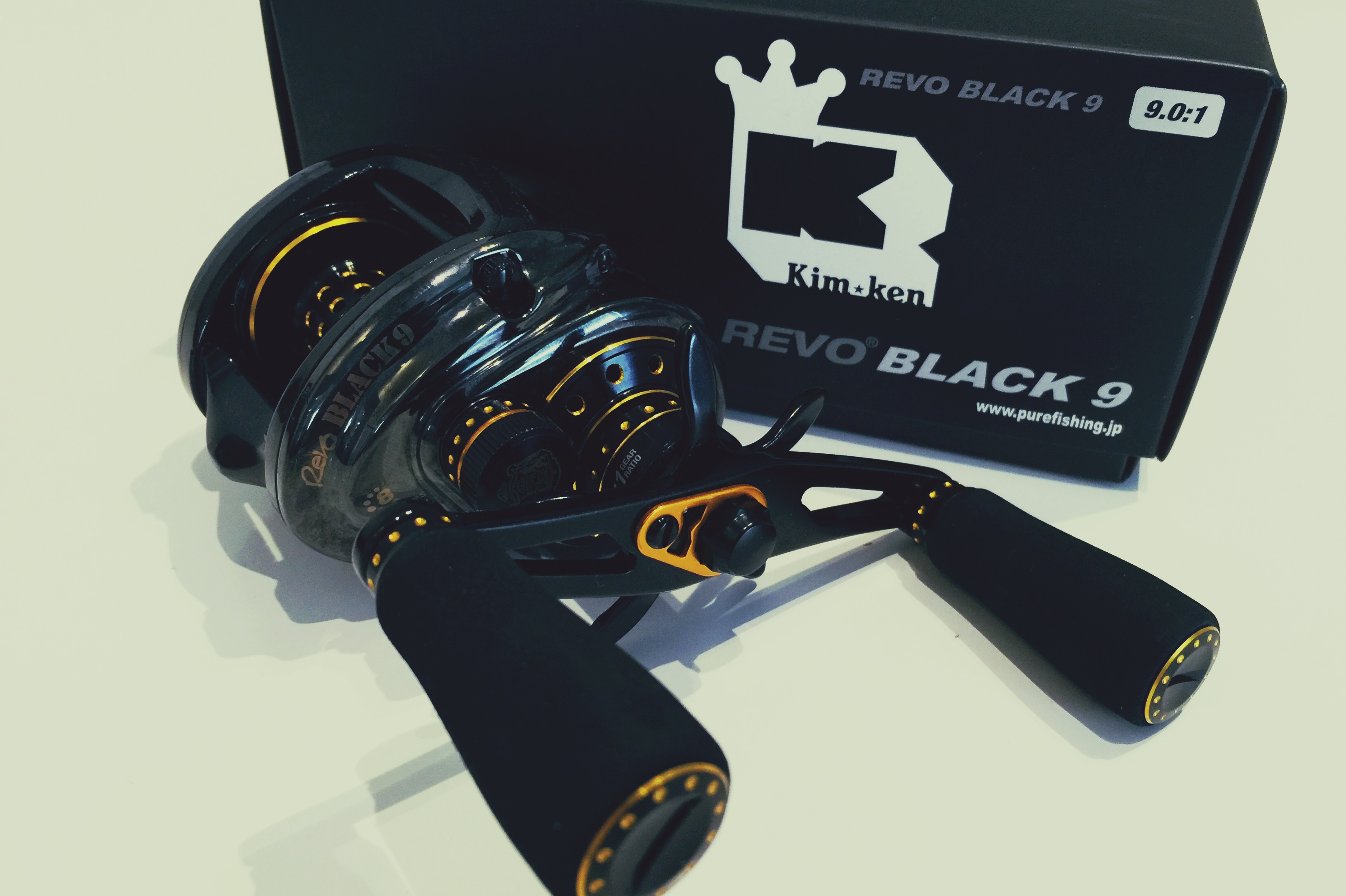 琵琶湖遠征に向けて、キムケンさんがプロデュースしたRevo BLACK9 を 